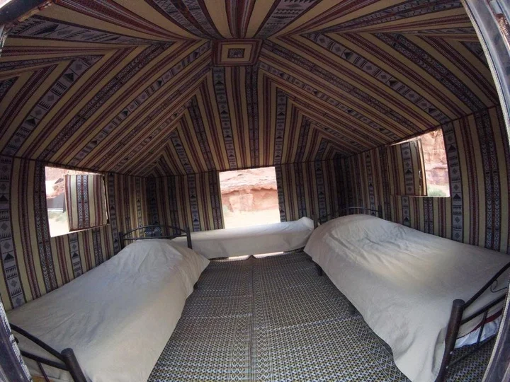 Вади-Рум: Wadi Rum Caravan Camp