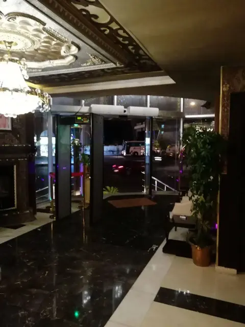 Амман: Sama Paris Plaza
