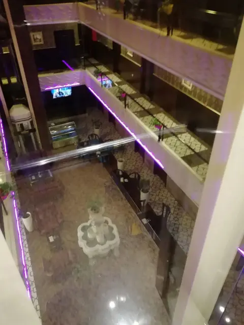 Амман: Sama Paris Plaza