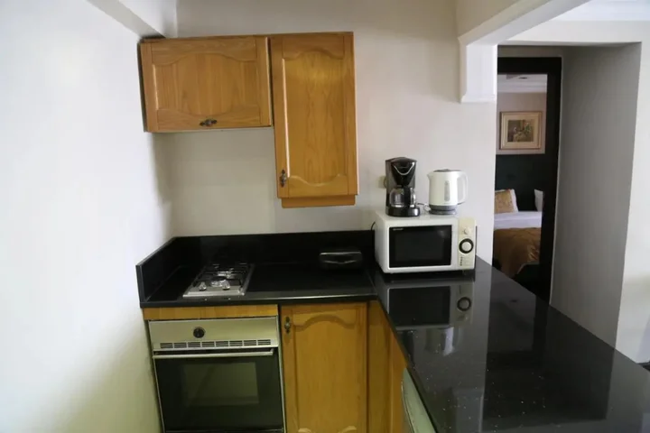 Амман: Gondola Hotel & Suites