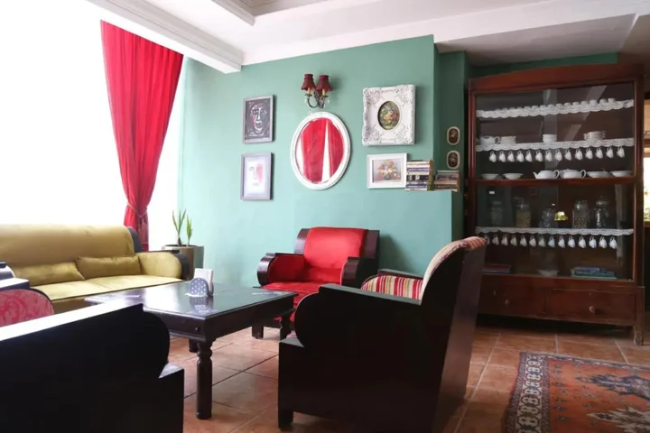 Амман: Gondola Hotel & Suites