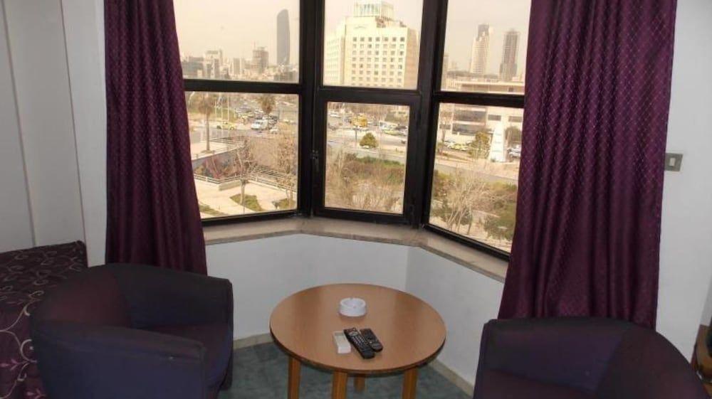 Амман: Razan Hotel