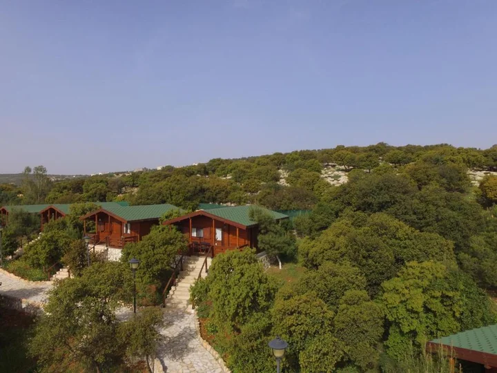 Солт: Mountain Breeze Resort