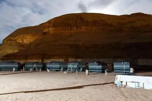 carousel image 1