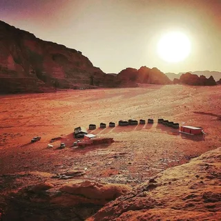 Вади-Рум: Wadi Rum Sky