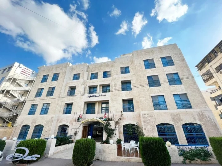 Амман: Delmon Suites