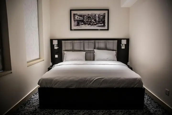 carousel image 4