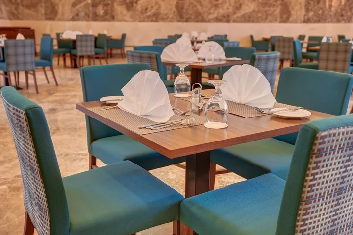 Акаба: Jaz Beau Rivage