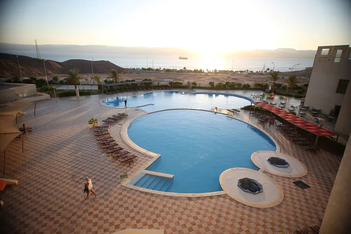 Акаба: Jaz Beau Rivage
