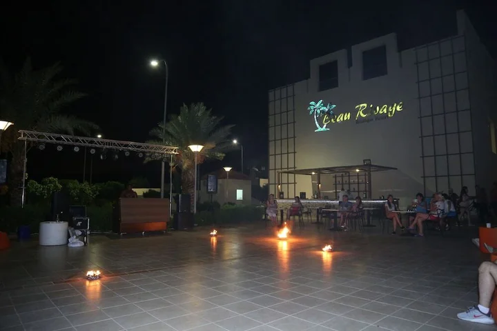 Акаба: Jaz Beau Rivage