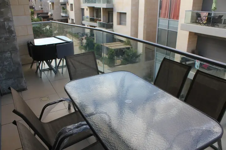 Амман: Modern Resort like with pool