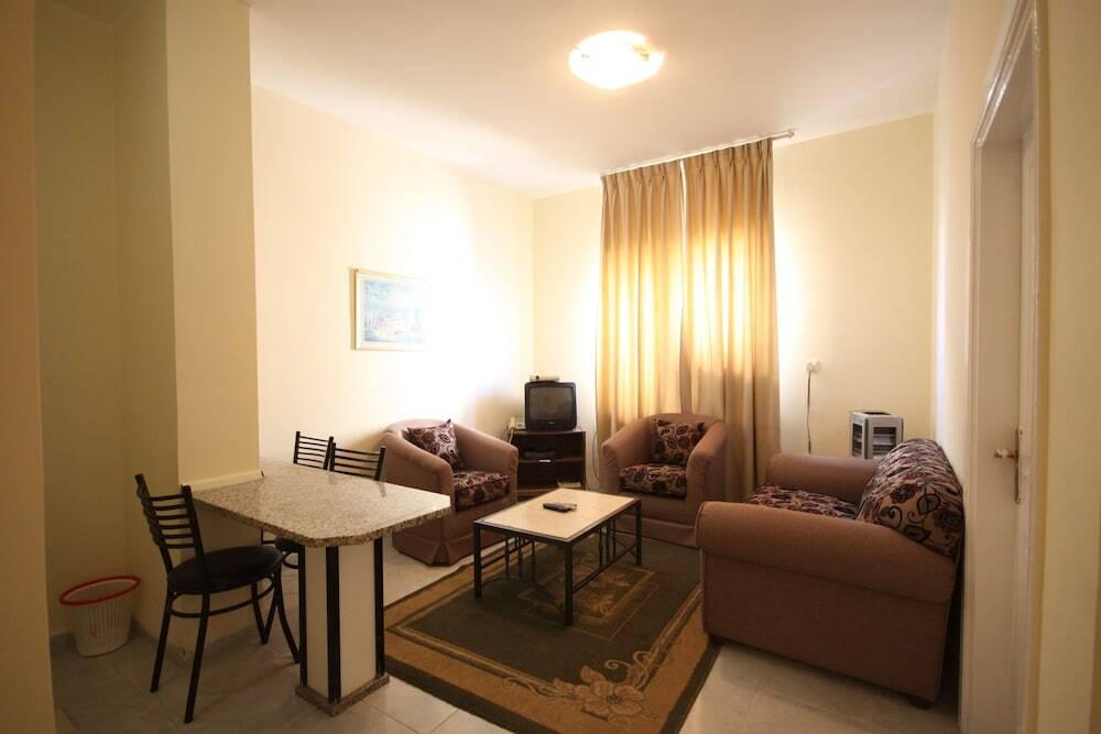 Мадаба: Al Waha Furnished Apartments