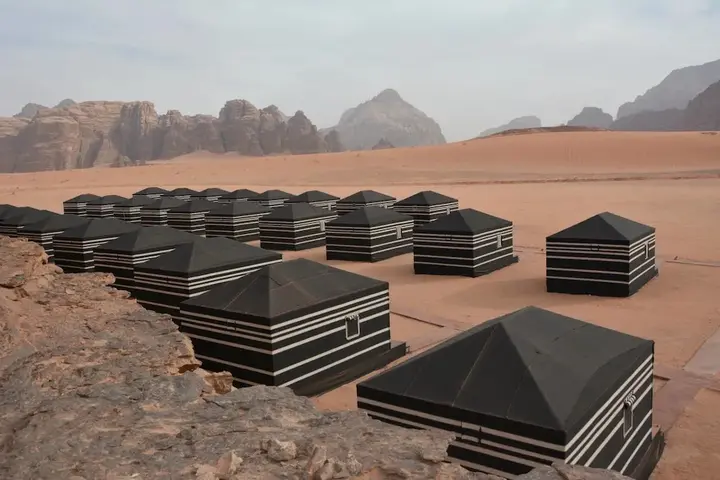 Вади-Рум: Space Village Luxury Camp