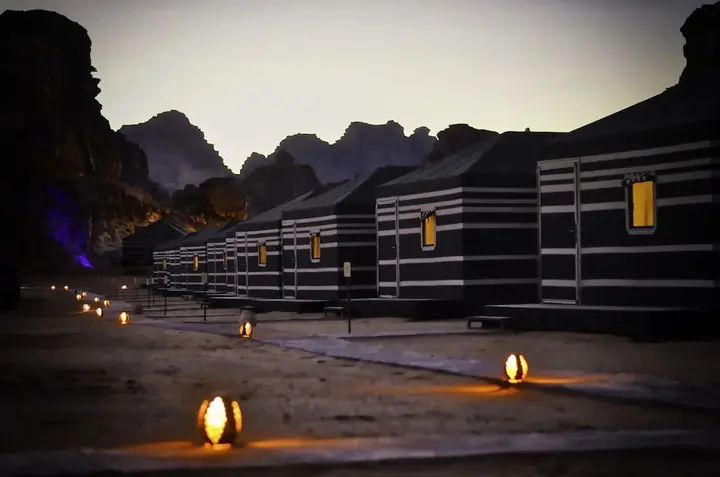 Вади-Рум: Space Village Luxury Camp