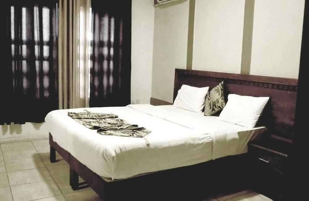 Солт: Alfawanees Hotel Apartments