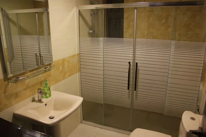 Амман: Elegant Modern & Style Hillview Balcony