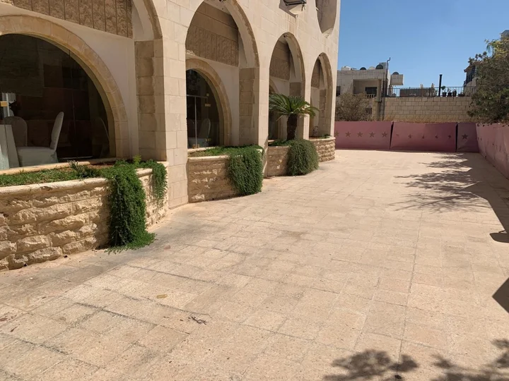 Амман: Al Nojoom International Hotel
