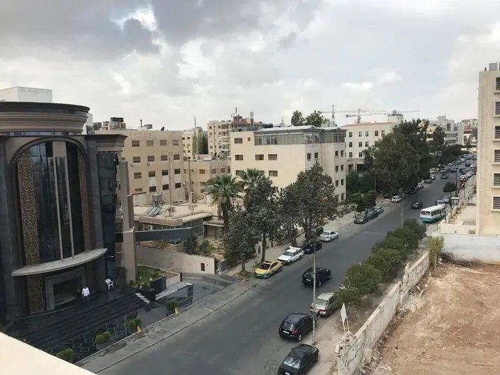 Амман: Shatha Al Patra