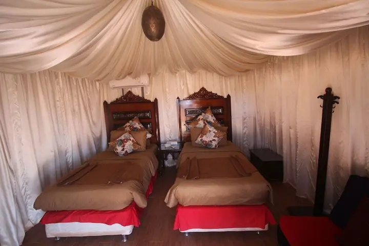 Вади-Рум: Wadi Rum Night Luxury Camp
