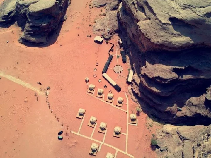 Вади-Рум: Desert planet camp