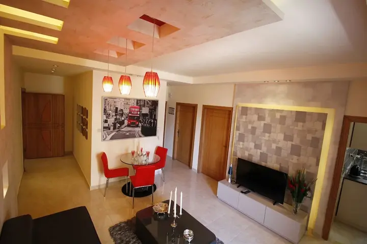 Амман: Aqarco Shmaisani Apartment