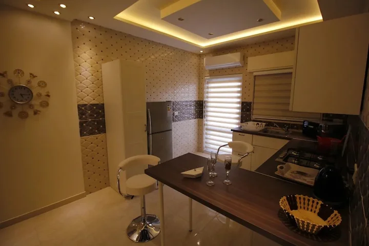 Амман: Aqarco Shmaisani Apartment