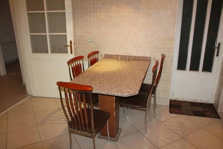 Амман: Family A like Spacious apartment