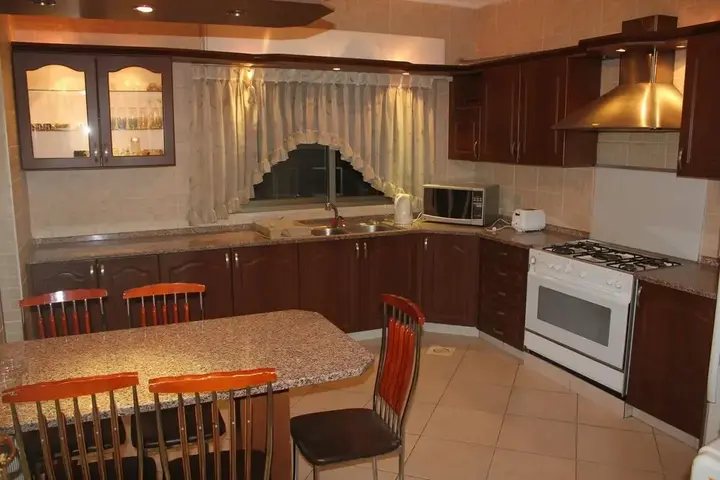 Амман: Family A like Spacious apartment