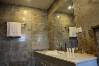 Амман: Almond Hotel Apartments