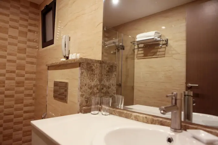 Амман: Almond Hotel Apartments