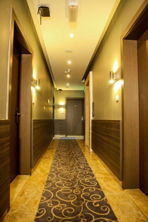 Амман: Almond Hotel Apartments