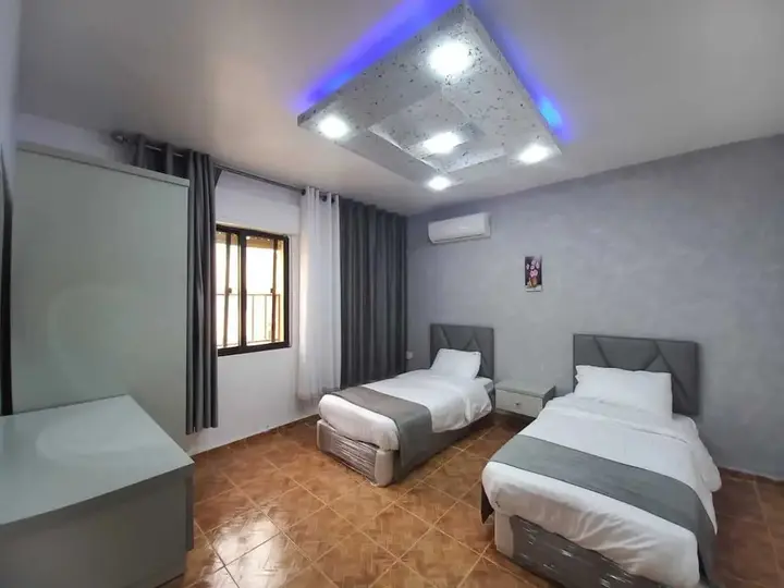 Амман: Al-Nujoom Hotel Suites