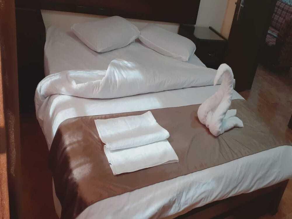 Амман: Al-Nujoom Hotel Suites