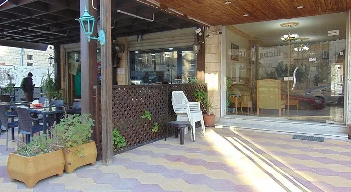 Амман: Al-Nujoom Hotel Suites