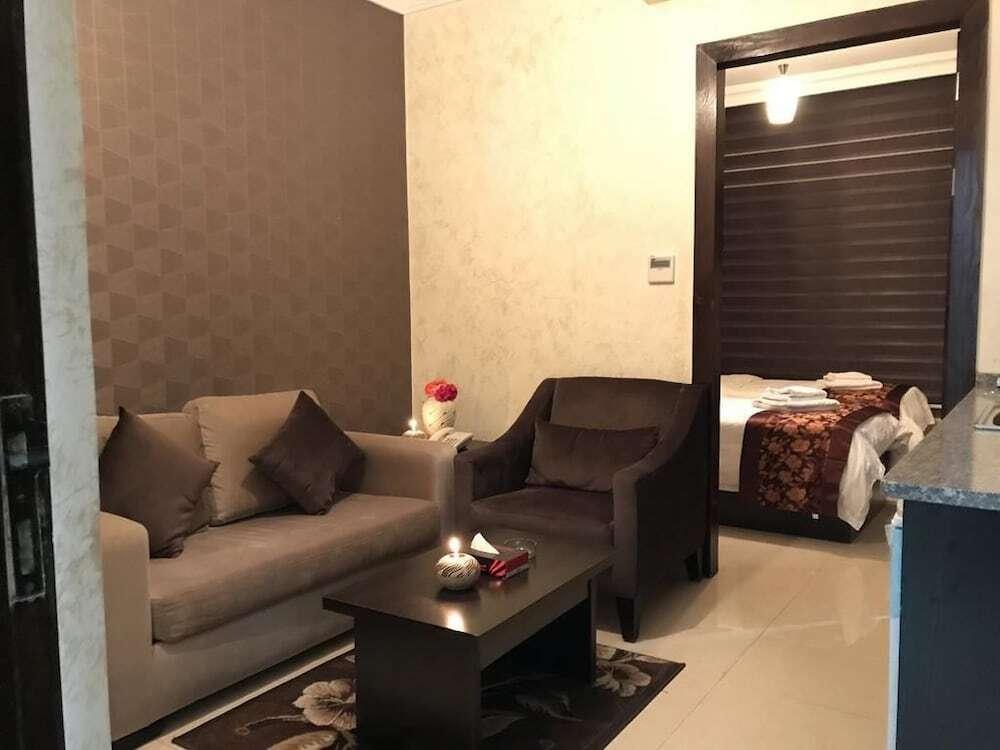 Амман: Al Haneen Hotel