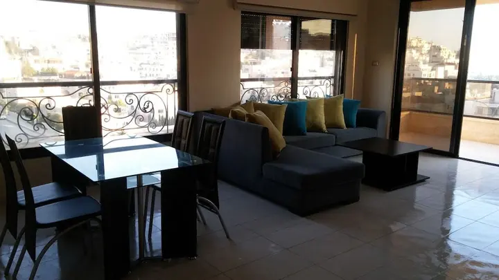 Амман: Cozy Dair Ghbar Apartments