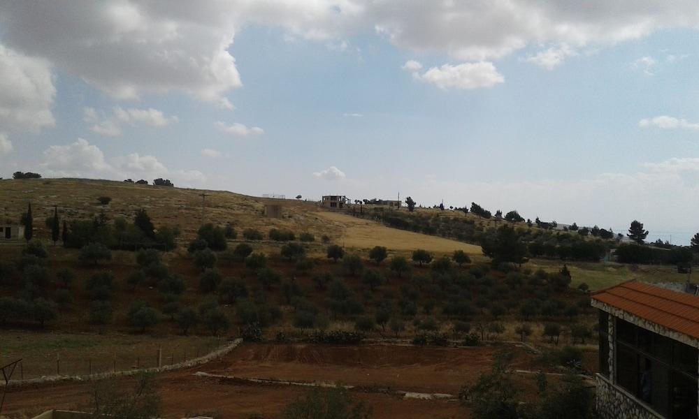 Ма-Ин: Town of Nebo Hotel