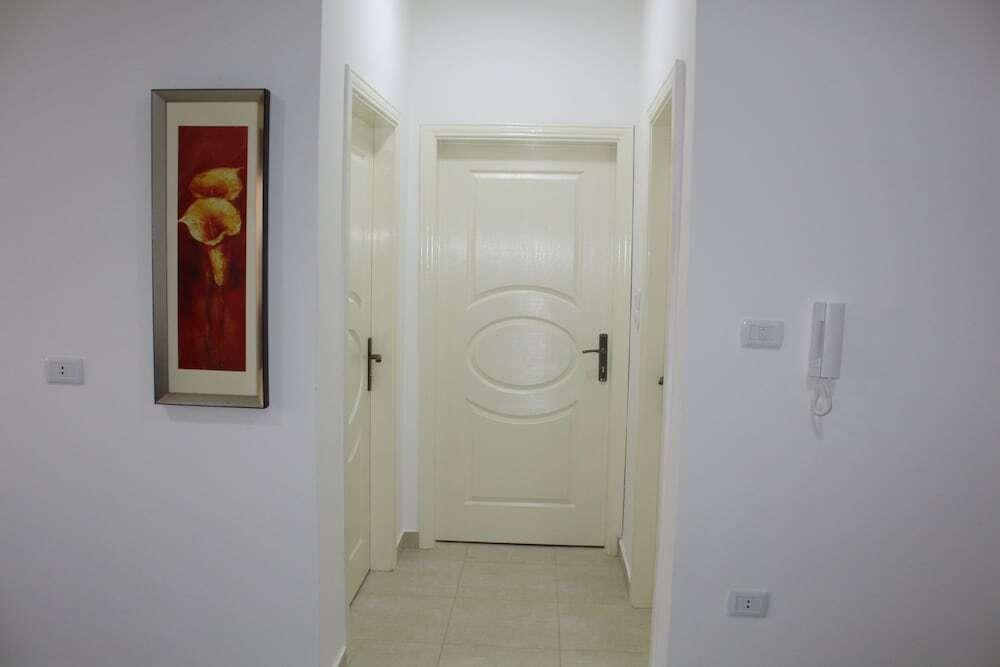 Аль-Джиза: Faraseen apartments 1