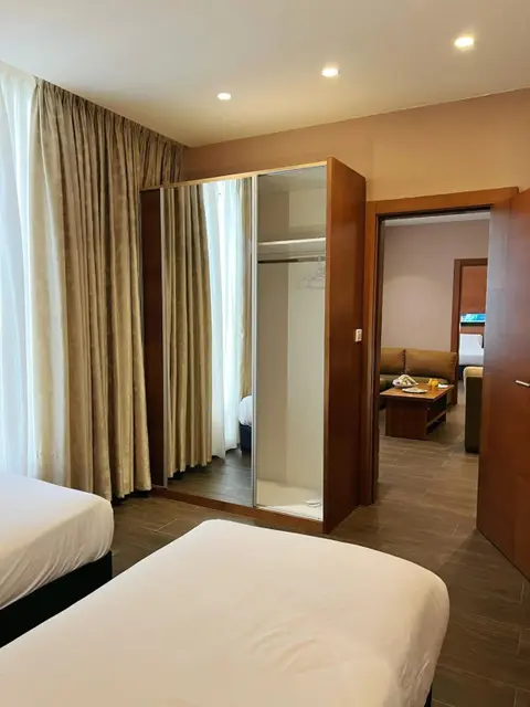 Амман: The Seventh Star Hotel Suites