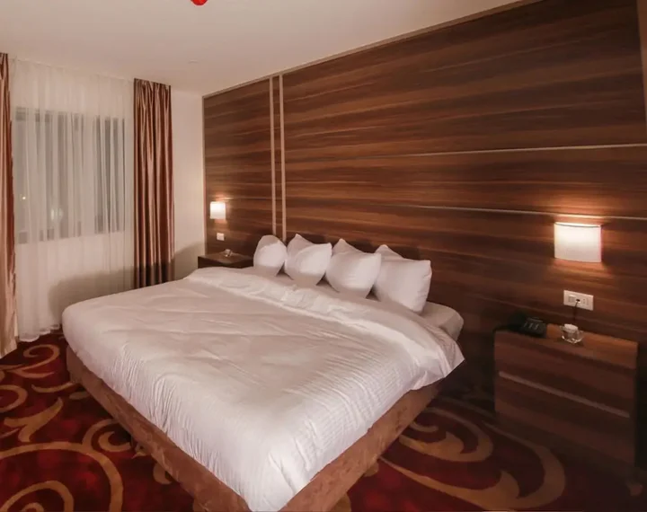 Амман: Nairoukh Hotel