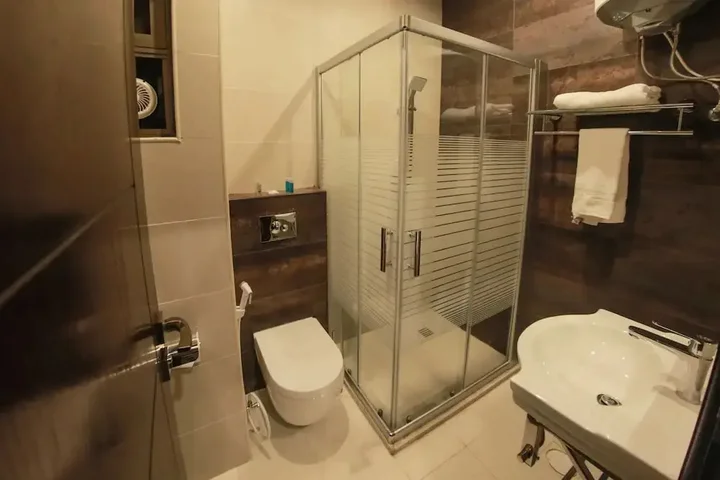 Амман: Nairoukh Hotel