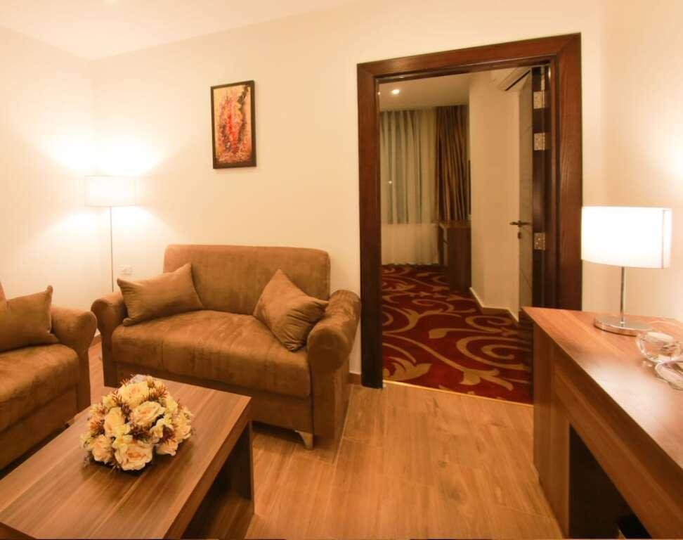 Амман: Nairoukh Hotel