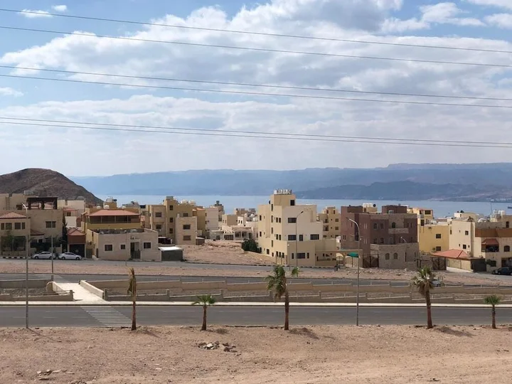 Акаба: Sea View Luxury Furnished Flat