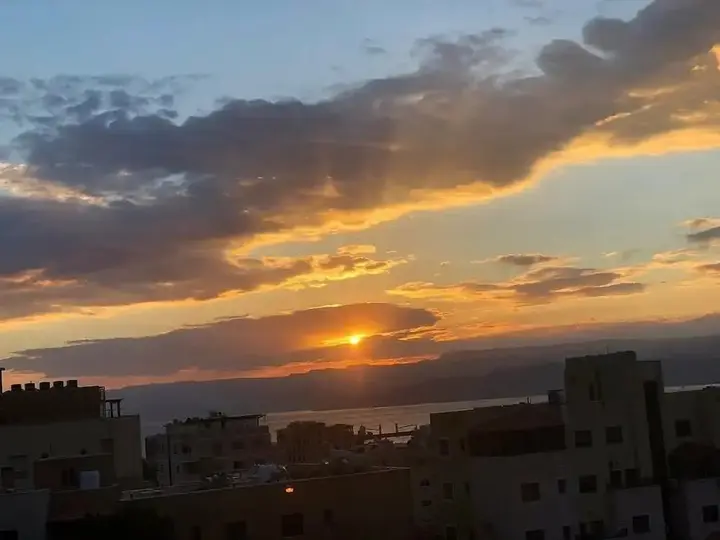 Акаба: Sea View Luxury Furnished Flat