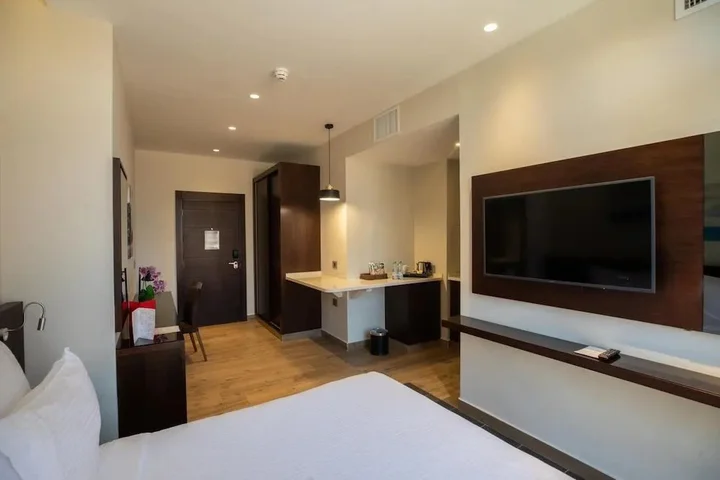 Амман: The Compass Hotel