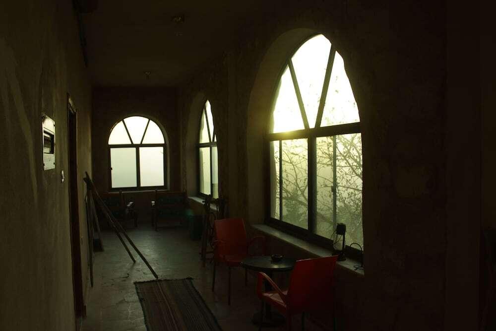 Вади-Муса: Oak Tree Castle Hostel