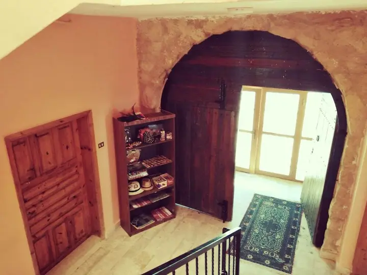 Вади-Муса: Peace Castle Hoste