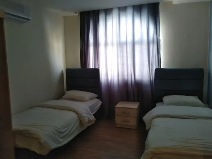 Акаба: Neat Two Bedroom Apartment Close City