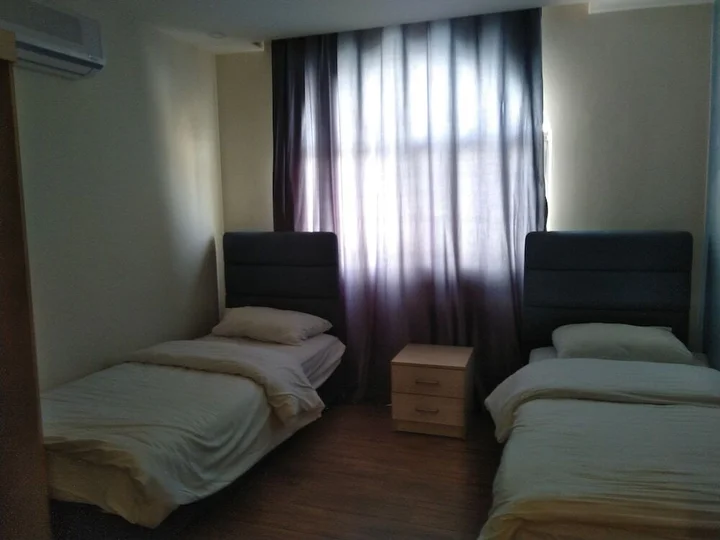 Акаба: Neat Two Bedroom Apartment Close City