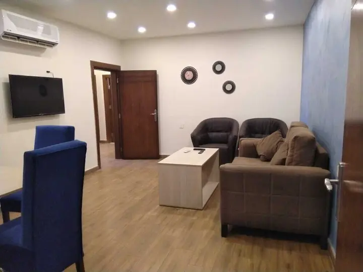 Акаба: Neat Two Bedroom Apartment Close City